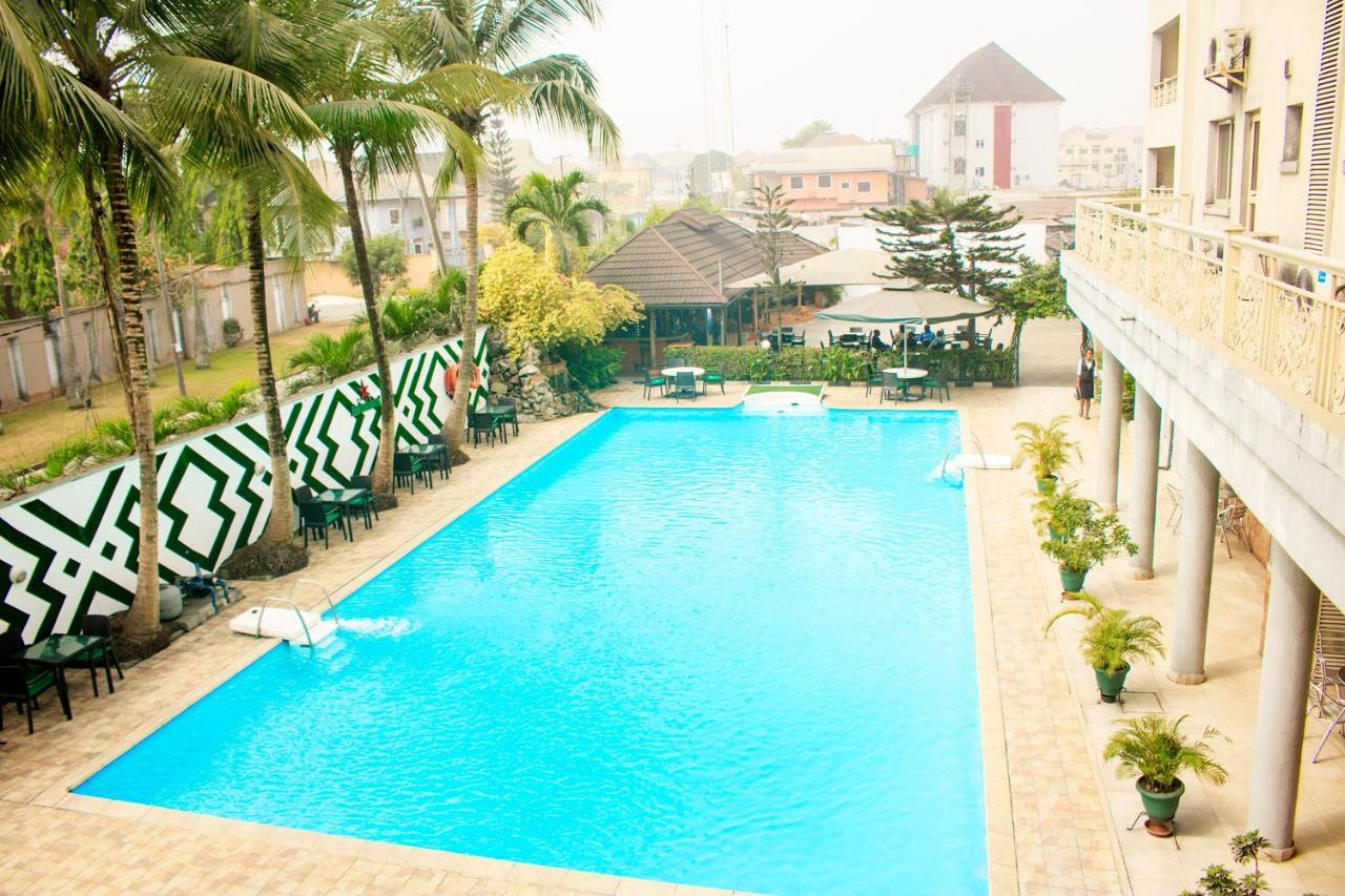 Hotel Bougainvillea